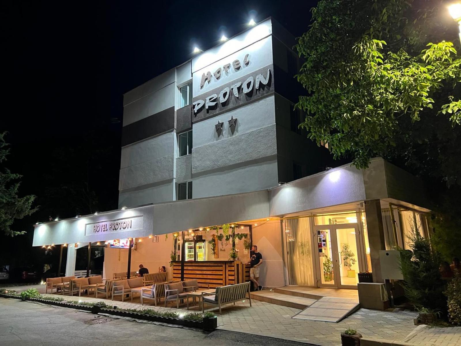 Proton Hotel 2*
